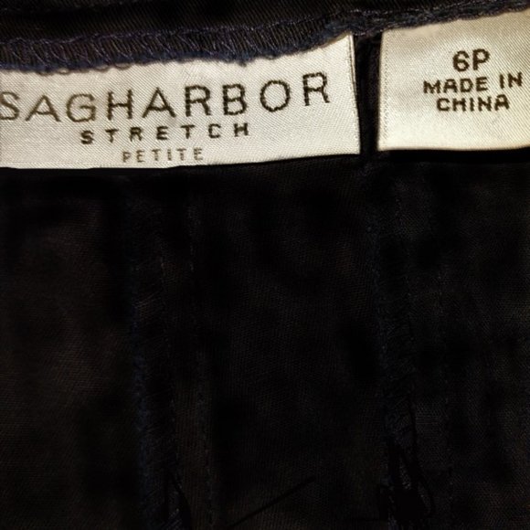 NEW Sag Harbor Navy Capris Size 6P - Picture 9 of 9